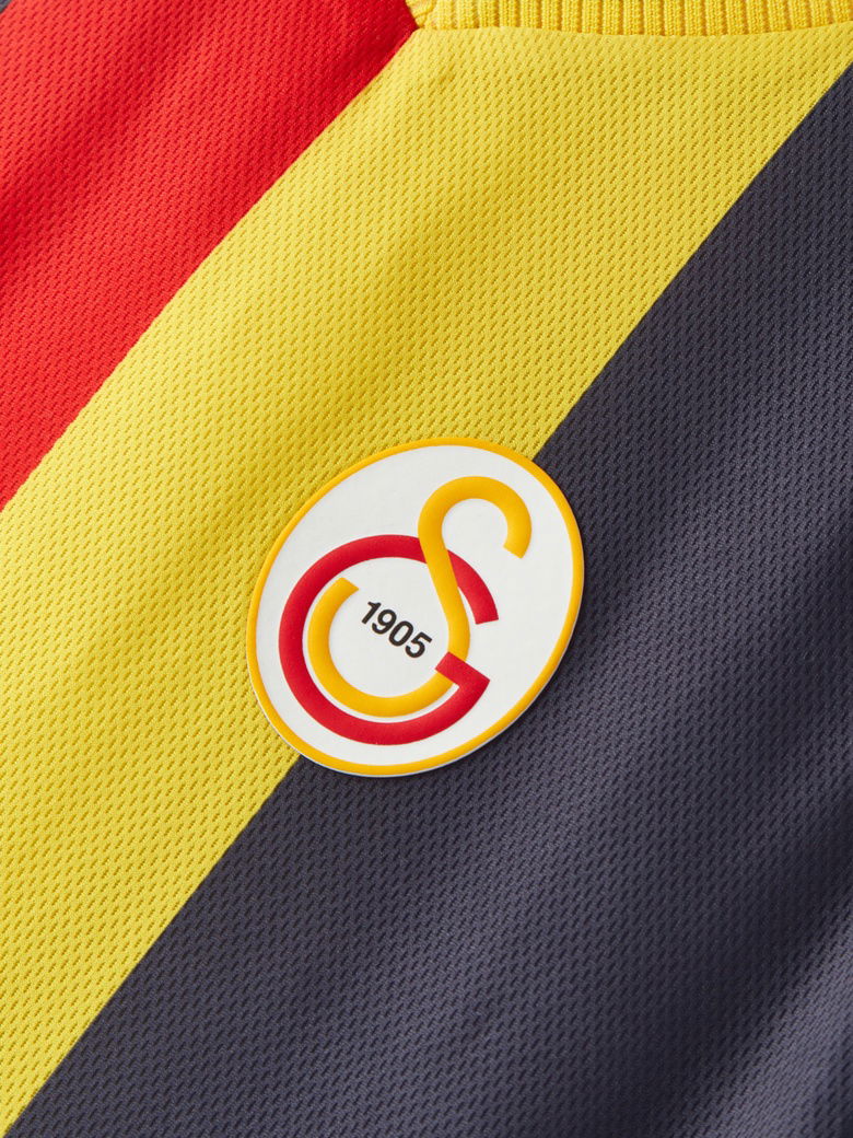 Galatasaray 1998-1999 Çocuk Retro Forma C251156